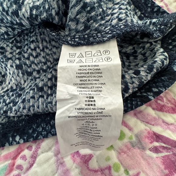 Michael Kors Blue Snake Skin Print Blouse with Wrap Style and Short Sleeves 3x - Picture 9 of 9